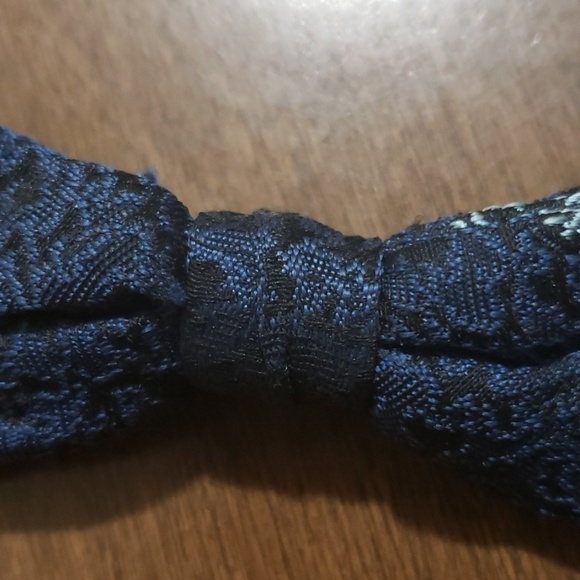 VINTAGE Royal Clip On Bow Tie Navy & Black Antique - Picture 8 of 8